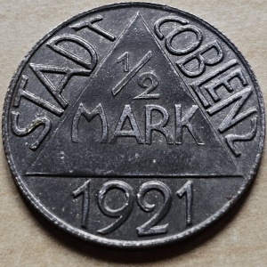 Аверс монеты Германия, ½ марки, 1921, Медальное соотношение сторон