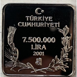 Аверс монеты Турция, 7.500.000 лир, 2001, Птицы - Красноклювая альциона (Halcyon smyrnensis)