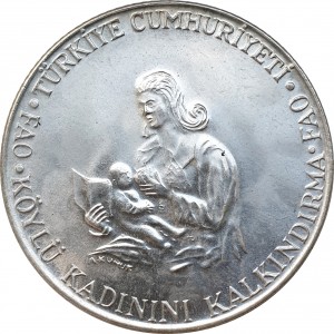 Аверс монеты Турция, 500 лир, 1980, ФАО - Развитие крестьянских женщин