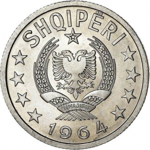 Аверс монеты Албания, 20 киндарок, 1964