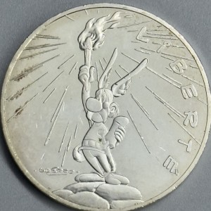 Реверс монеты Франция, 10 евро, 2015, LIBERTÉ, факел