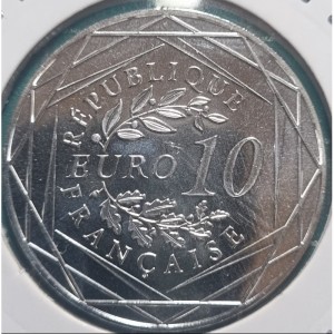 Аверс монеты Франция, 10 евро, 2025, Космическая одиссея - Сатурн