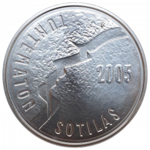 Реверс монеты Финляндия, 10 евро, 2005, Неизвестный солдат