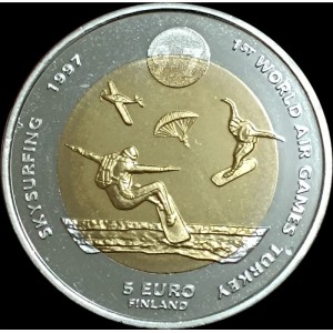 Аверс монеты Финляндия, 5 евро, 1997, Первые всемирные воздушные игры - Скайсёрфинг