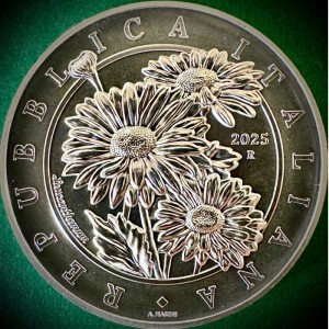 Аверс монеты Италия, 0.25 евро, 2025, Флора и Фауна - Маргарита