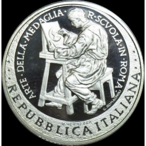 Аверс монеты Италия, 10 евро, 2007, 100 лет Римской школе медальеров