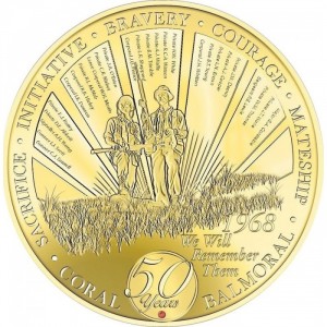 Реверс монеты Ниуэ, 2 доллара, 2018, 50 лет Битве при Коралле-Балморале