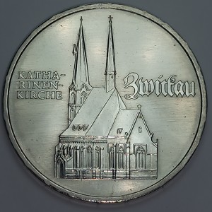 Реверс монеты Германия, 5 марок, 1989, 500 лет со дня рождения Томаса Мюнцера, Церковь Св. Екатерины в Цвиккау