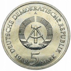 Аверс монеты Германия, 5 марок, 1989, 500 лет со дня рождения Томаса Мюнцера, Церковь Св. Марии в Мюльхаузен