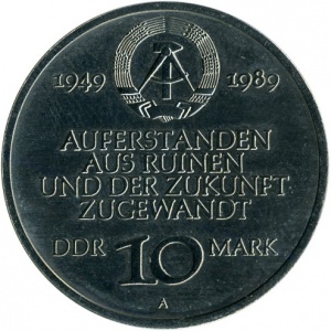 Аверс монеты Германия, 10 марок, 1989, 40 лет образования ГДР