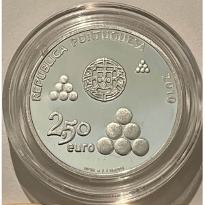 Аверс монеты Португалия, 2½ евро, 2010, 200 лет линии обороны Торреш-Ведраш