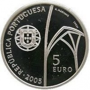 Аверс монеты Португалия, 5 евро, 2005, ЮНЕСКО - Монастырь Баталья