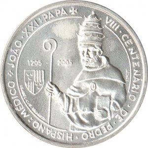 Реверс монеты Португалия, 5 евро, 2005, 800 лет со дня рождения Папы Римского Иоанна XXI