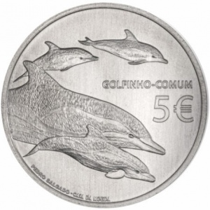 Реверс монеты Португалия, 5 евро, 2020, Вымирающие виды - Дельфин