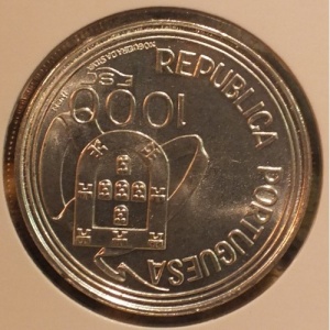 Аверс монеты Португалия, 1000 эскудо, 1994, 500 лет Тордесильясскому договору
