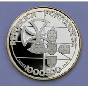 Аверс монеты Португалия, 1000 эскудо, 1998, 75 лет Лиге Комбатанты