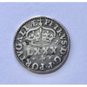 Аверс монеты Португалия, 80 реалов, 1667, Механически изготовленная монета, коронованный герб на аверсе