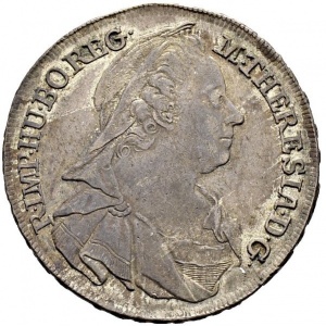 Аверс монеты Австрия, ½ талера, 1772, Мария Терезия - герб Австрии в центре