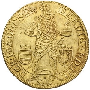 Аверс монеты Австрия, 2 дуката, 1641-1657, Фердинанд III, стоящая фигура, герб Вены ниже имперского орла