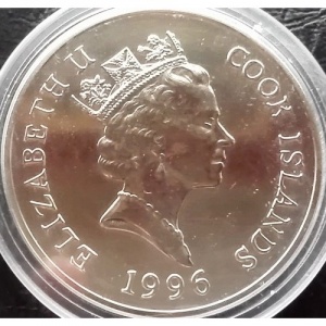 Аверс монеты Острова Кука, 1 доллар, 1996, Вымирающие виды - Выдра