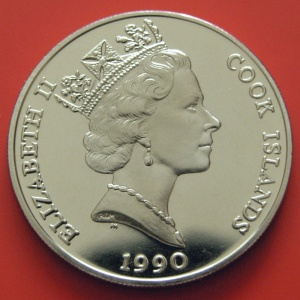 Аверс монеты Острова Кука, 5 долларов, 1990, Вымирающие виды - Шимпанзе