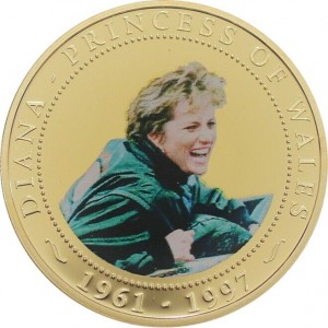 Реверс монеты Острова Кука, 1 доллар, 2007, Диана в зеленой куртке смеется