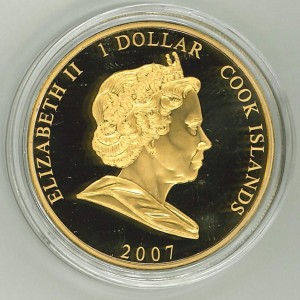 Аверс монеты Острова Кука, 1 доллар, 2007, В зеленом спортивном костюме