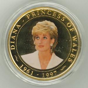 Реверс монеты Острова Кука, 1 доллар, 2008, В белом костюме, глаза вверх