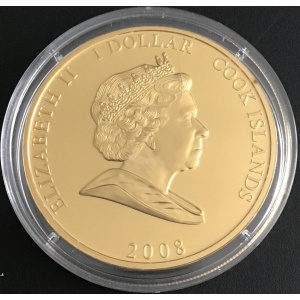 Аверс монеты Острова Кука, 1 доллар, 2008, В белом пиджаке, бюст вправо