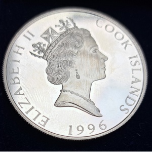 Аверс монеты Острова Кука, 5 долларов, 1996, XXVI летние Олимпийские Игры, Атланта 1996