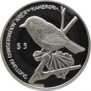 Реверс монеты Острова Кука, 5 долларов, 1999, Заповедная зона Такитуму - Птица Какерори