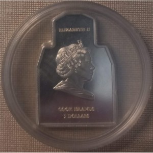 Аверс монеты Острова Кука, 5 долларов, 2006, Визит Папы Римского в Валенсию