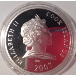 Аверс монеты Острова Кука, 10 долларов, 2007, Мировые памятники - Остров Пасхи