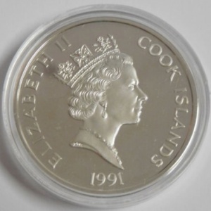 Аверс монеты Острова Кука, 50 долларов, 1991, 500 лет открытию Америки - Жрец майя