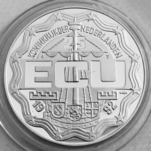 Аверс монеты Нидерланды, 25 ЭКЮ, 1992, Визит королевской семьи в Нидерландские Антильские острова