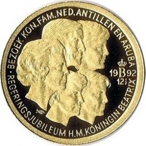Реверс монеты Нидерланды, 100 ЭКЮ, 1992, Визит королевской семьи в Нидерландские Антильские острова