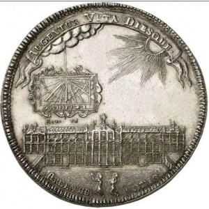 Аверс монеты Брауншвейг-Вольфенбюттель, 1½ талера, 1705, Визит Антона Ульриха на монетный двор Целлерфельда