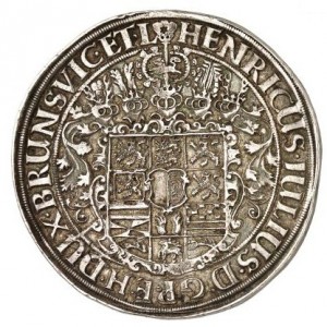 Аверс монеты Брауншвейг-Вольфенбюттель, 1 талер, 1601-1611, Святой держит крест, смотрит вправо