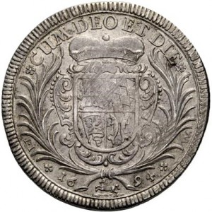 Реверс монеты Герцогство Вюртемберг, ½ талера, 1694, Герб между пальмовыми ветвями