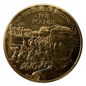 Реверс монеты Гернси, 5 фунтов, 2002, 150 лет со дня смерти Артура Уэлсли Веллингтона