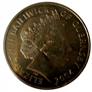 Аверс монеты Гернси, 5 фунтов, 2004, 150 лет Крымской войне