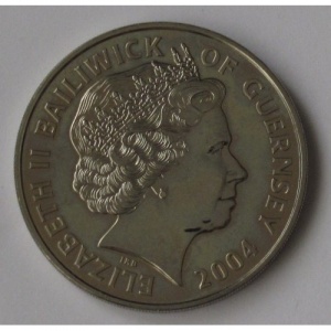Аверс монеты Гернси, 5 фунтов, 2004, Век монархии