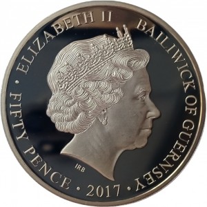 Аверс монеты Гернси, 50 пенсов, 2017, Пожилая пара в синих одеждах