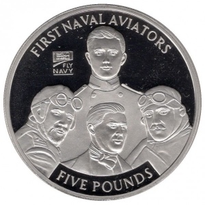 Реверс монеты Джерси, 5 фунтов, 2009, 100 лет авиации ВМФ - Первые авиаторы ВМФ