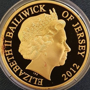 Аверс монеты Джерси, 50 пенсов, 2012, 60 лет коронации Королевы Елизаветы II /Елизавета II в розовой шляпке/