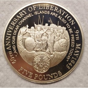 Реверс монеты Джерси, 5 фунтов, 2005, 60 лет возвращению Нормандских островов