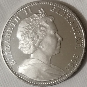 Аверс монеты Гибралтар, 1 крона, 2002, 100 лет Кролику Питеру