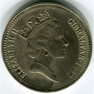 Аверс монеты Гибралтар, 5 фунтов, 1997, Последний вояж королевской яхты Britannia