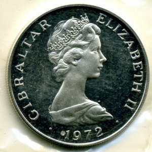 Аверс монеты Гибралтар, 25 новых пенсов, 1972, 25 лет свадьбе Королевы Елизаветы II и Принца Филиппа