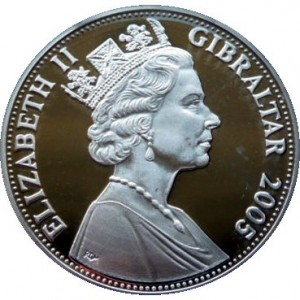 Аверс монеты Гибралтар, 5 фунтов, 2005, Нарушая черту